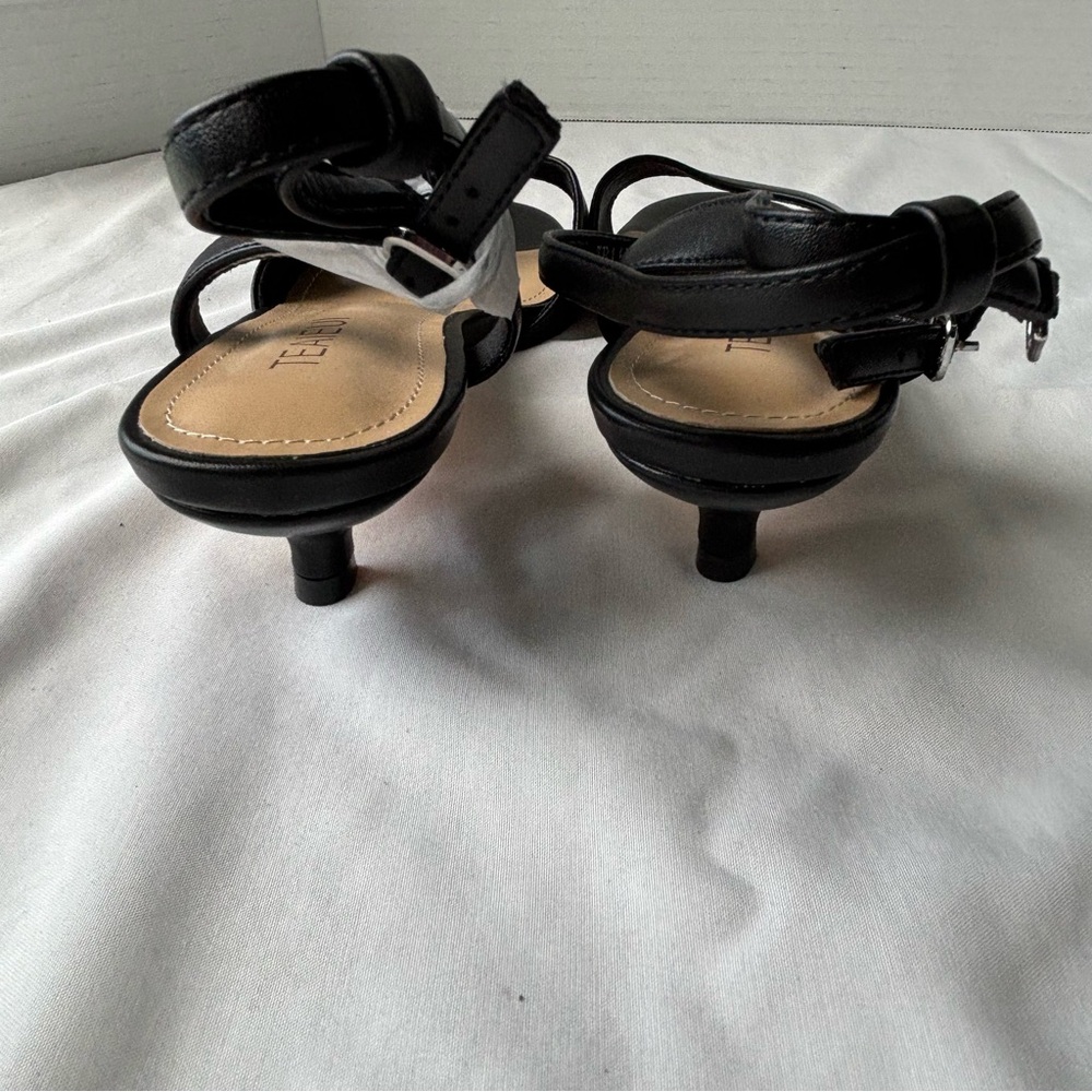 New Black Elegant Kitten Heels with Adjustable Strap - Picture 3 of 9